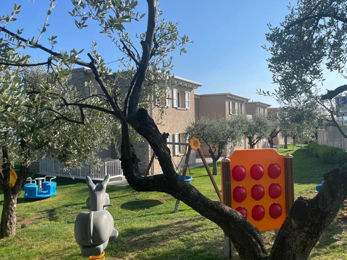 La Giolosa Gardapartments Moniga del Garda Exteriör bild
