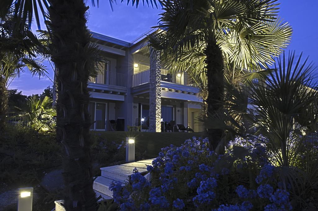 La Giolosa Gardapartments Moniga del Garda Exteriör bild
