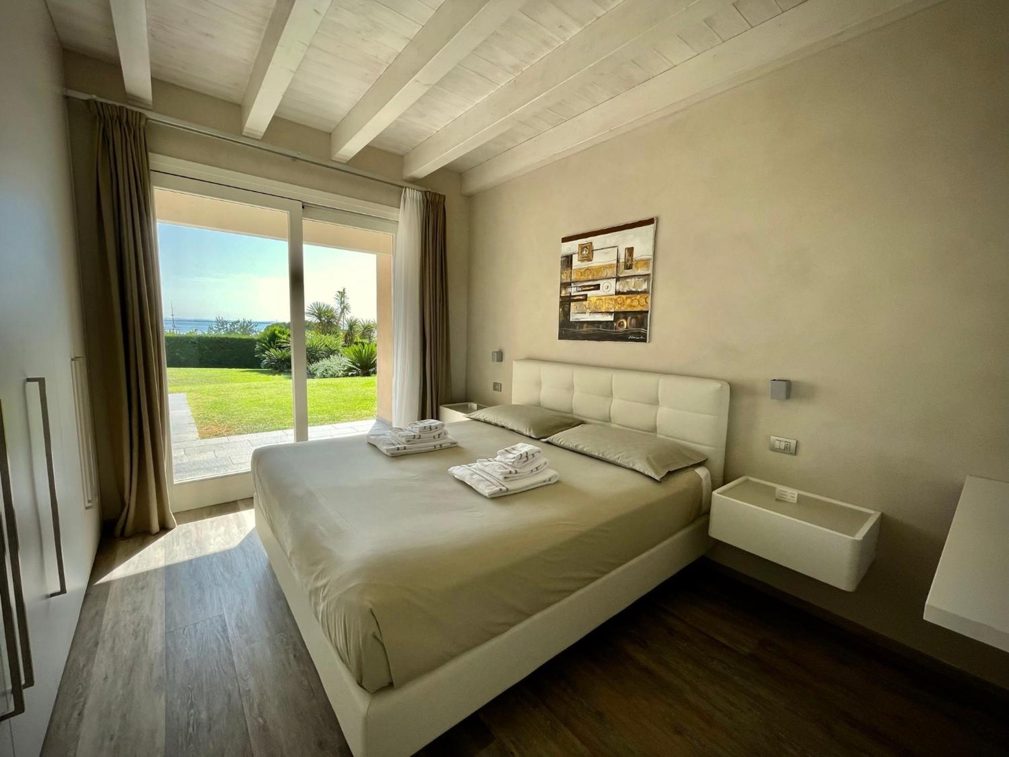 La Giolosa Gardapartments Moniga del Garda Exteriör bild